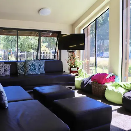 Lakes Edge Lodge-2